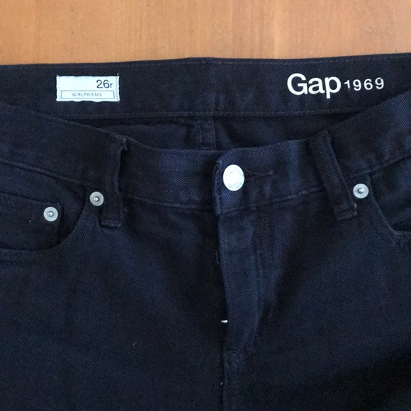 Gap Distressed Black Girlfriend Jeans - Picture 2 of 5